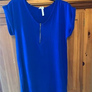 Women’s Short Sleeve Zip-Front Top in Royal Blue